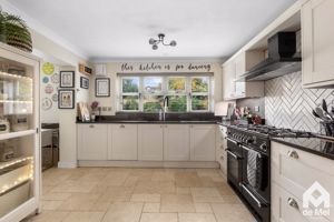 Photo 16- click for photo gallery